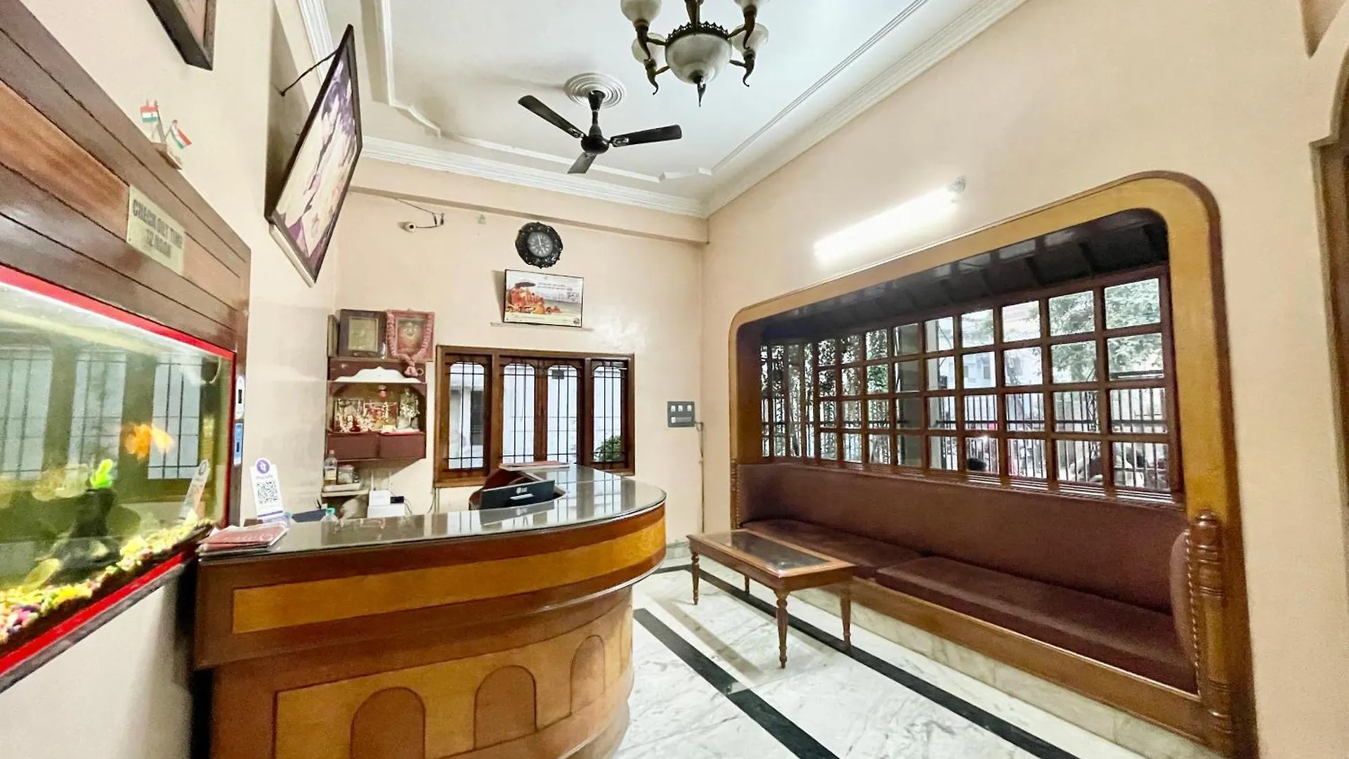 Hotel Shivam ! Varanasi होटल शिवम హోటల్ శివం ஹோட்டல் சிவம் Foreigner'S Choice ! Fully Air-Conditioned Hotel With Lift & Parking Availability, Near Kashi Vishwanath Temple, And Ganga Ghat, Best Hotel In Varanasi 2