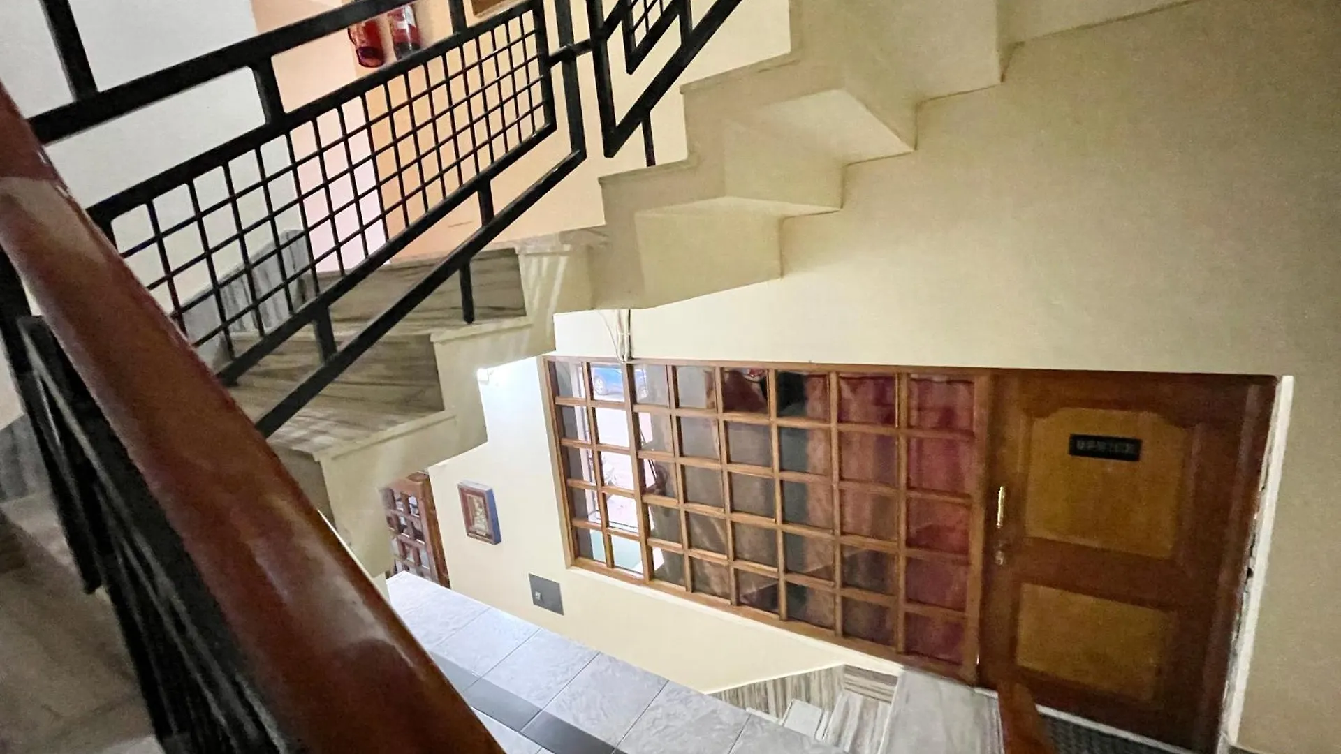 Hotel Shivam ! Varanasi होटल शिवम హోటల్ శివం ஹோட்டல் சிவம் Foreigner'S Choice ! Fully Air-Conditioned Hotel With Lift & Parking Availability, Near Kashi Vishwanath Temple, And Ganga Ghat, Best Hotel In Varanasi 2